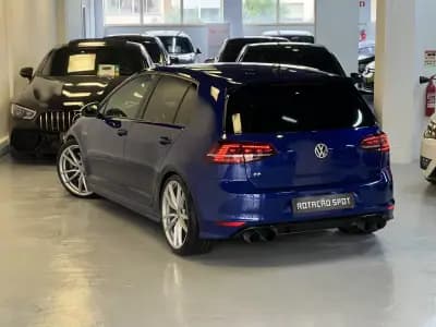 Vendo Volkswagen Golf 2016 - 26990 EUR, 127000 km - AUTO.MOTO.pt