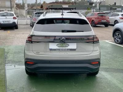 Vendo Volkswagen Taigo 2024 - 24300 EUR, 11083 km - AUTO.MOTO.pt