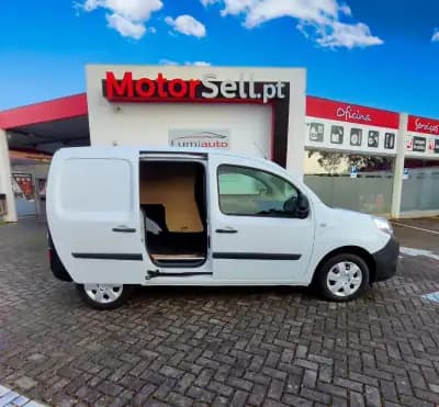 Sell Renault Kangoo 2020 - 14400 EUR, 106000 km - AUTO.MOTO.pt