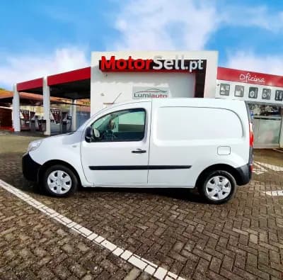 Sell Renault Kangoo 2020 - 14400 EUR, 106000 km - AUTO.MOTO.pt