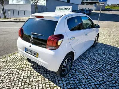 Vendo Peugeot 108 2018 - 9999 EUR, 180453 km - AUTO.MOTO.pt