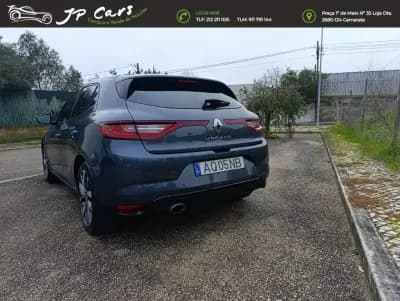 Vendo Renault Mégane 2016 - 12500 EUR, 106380 km - AUTO.MOTO.pt