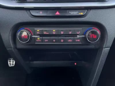 Vendo Kia ProCeed 2022 - 19450 EUR, 92000 km - AUTO.MOTO.pt