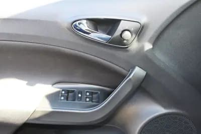 Sell SEAT Ibiza 2017 - 12500 EUR, 55000 km - AUTO.MOTO.pt