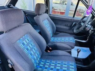 Vendo Volkswagen Polo 1992 - 7999 EUR, 130000 km - AUTO.MOTO.pt