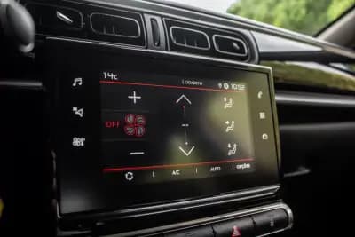 Vendo Citroën C3 2021 - 10750 EUR, 139047 km - AUTO.MOTO.pt