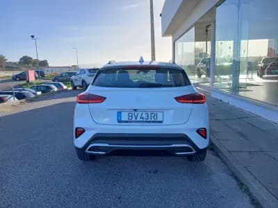 Sell Kia XCeed 2025 - 22950 EUR, 9 km - AUTO.MOTO.pt