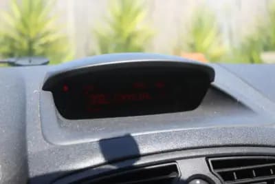 Vendo Renault Clio 2009 - 4300 EUR, 219000 km - AUTO.MOTO.pt