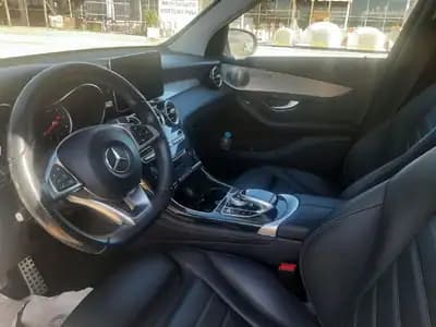 Sell Mercedes-Benz GLC 250 2018 - 49990 EUR, 96000 km - AUTO.MOTO.pt