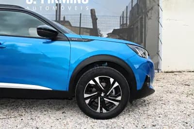 Vendo Peugeot 2008 2022 - 22900 EUR, 31255 km - AUTO.MOTO.pt