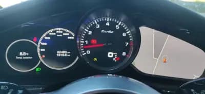 Vendo Porsche Panamera 2017 - 82499 EUR, 62500 km - AUTO.MOTO.pt