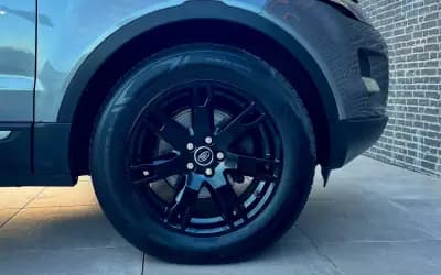 Vendo Land Rover Range Rover Evoque 2014 - 21900 EUR, 110000 km - AUTO.MOTO.pt