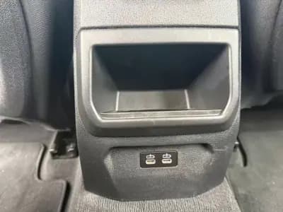 Vendo BMW 116 2023 - 23499 EUR, 87500 km - AUTO.MOTO.pt