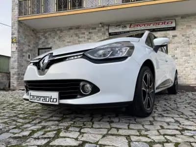 Sell Renault Clio Sport Tourer 2015 - 8750 EUR, 190000 km - AUTO.MOTO.pt