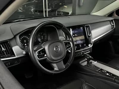 Vendo Volvo V90 2017 - 25490 EUR, 117800 km - AUTO.MOTO.pt