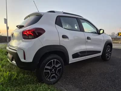 Vendo Dacia Spring 2022 - 11450 EUR, 26258 km - AUTO.MOTO.pt