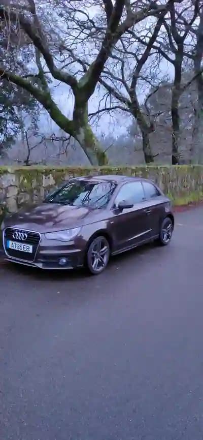 Vendo Audi A1 2012 - 11900 EUR, 225000 km - AUTO.MOTO.pt