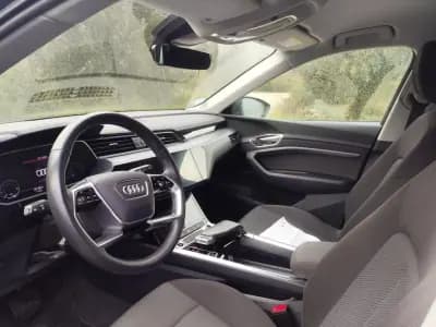 Vendo Audi e-tron 2021 - 22500 EUR, 181400 km - AUTO.MOTO.pt