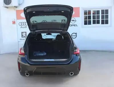 Vendo BMW 330 2025 - 54980 EUR, 18652 km - AUTO.MOTO.pt