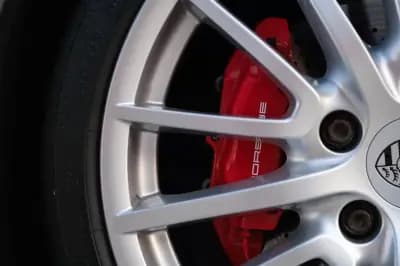 Vendo Porsche Cayman 2007 - 43000 EUR, 145000 km - AUTO.MOTO.pt