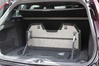 Vendo Volvo V60 2020 - 26400 EUR, 128429 km - AUTO.MOTO.pt