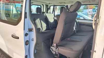 Vendo Renault Trafic 2017 - 21900 EUR, 241154 km - AUTO.MOTO.pt