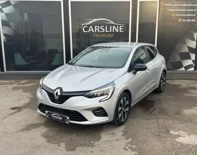 Vendo Renault Clio 2023 - 14490 EUR, 58773 km - AUTO.MOTO.pt