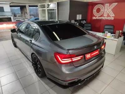 Vendo BMW 740 2018 - 30750 EUR, 246000 km - AUTO.MOTO.pt