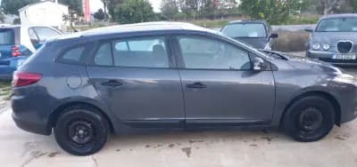 Sell Renault Mégane Sport Tourer 2011 - 4990 EUR, 301000 km - AUTO.MOTO.pt