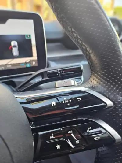 Sell Mercedes-Benz C 300 2022 - 44480 EUR, 80000 km - AUTO.MOTO.pt