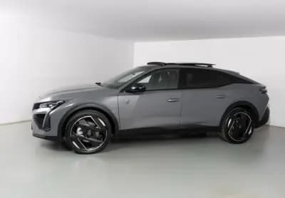 Vendo Peugeot 408 2024 - 34450 EUR, 33760 km - AUTO.MOTO.pt