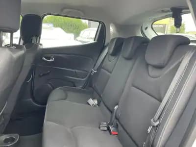 Vendo Renault Clio 2018 - 9600 EUR, 193898 km - AUTO.MOTO.pt