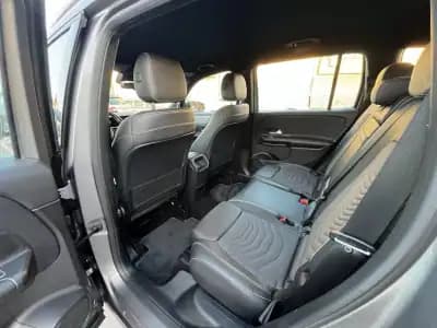 Sell Mercedes-Benz GLB 200 2021 - 28450 EUR, 180000 km - AUTO.MOTO.pt