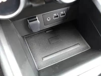 Sell Renault Clio 2024 - 21900 EUR, 57020 km - AUTO.MOTO.pt