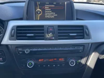 Vendo BMW 318 2014 - 14990 EUR, 224620 km - AUTO.MOTO.pt