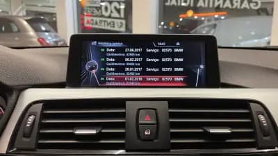 Vendo BMW 420 2014 - 24490 EUR, 145124 km - AUTO.MOTO.pt