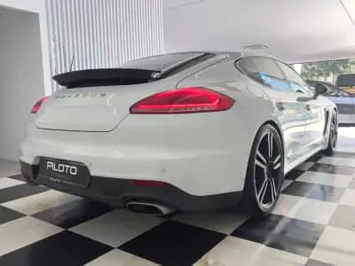 Sell Porsche Panamera 2015 - 43490 EUR, 112611 km - AUTO.MOTO.pt