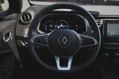 Vendo Renault Zoe 2022 - 19880 EUR, 5620 km - AUTO.MOTO.pt