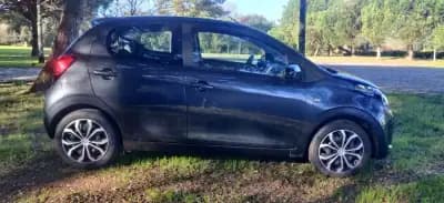 Sell Citroën C1 2017 - 8450 EUR, 117000 km - AUTO.MOTO.pt