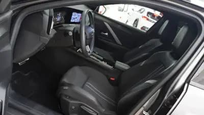 Vendo Opel Astra Sports Tourer 2024 - 24850 EUR, 24000 km - AUTO.MOTO.pt