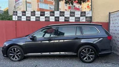 Vendo Volkswagen Passat Variant 2020 - 18500 EUR, 175000 km - AUTO.MOTO.pt