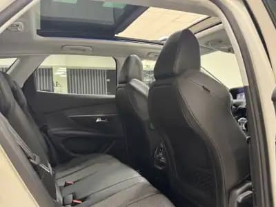 Sell Peugeot 3008 2019 - 18990 EUR, 130000 km - AUTO.MOTO.pt