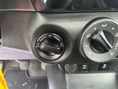 Sell Toyota Hilux 2020 - 26900 EUR, 131655 km - AUTO.MOTO.pt