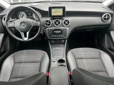 Vendo Mercedes-Benz A 180 2014 - 14900 EUR, 166678 km - AUTO.MOTO.pt