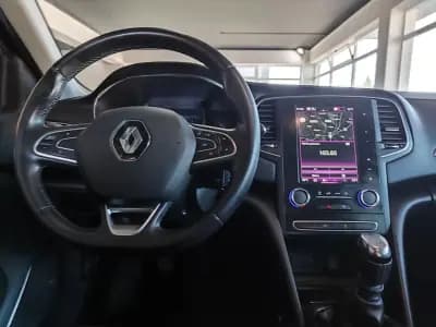 Sell Renault Mégane Sport Tourer 2019 - 13750 EUR, 155000 km - AUTO.MOTO.pt