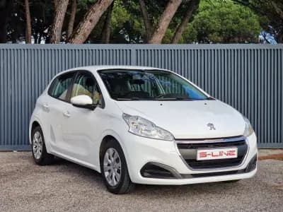 Vendo Peugeot 208 2018 - 9990 EUR, 100238 km - AUTO.MOTO.pt