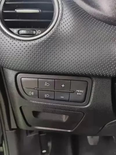 Sell Fiat Punto 2014 - 6990 EUR, 73125 km - AUTO.MOTO.pt