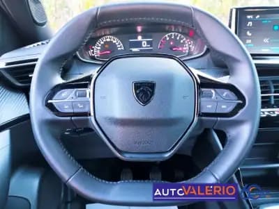 Sell Peugeot 2008 2024 - 22450 EUR, 14135 km - AUTO.MOTO.pt