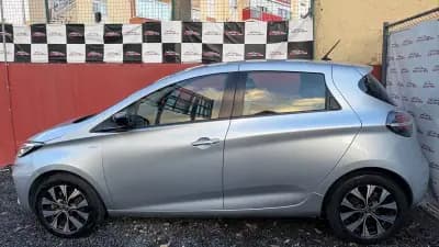 Sell Renault Zoe 2021 - 14900 EUR, 69000 km - AUTO.MOTO.pt