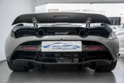 Vendo McLaren 720 2019 - 275000 EUR, 17500 km - AUTO.MOTO.pt